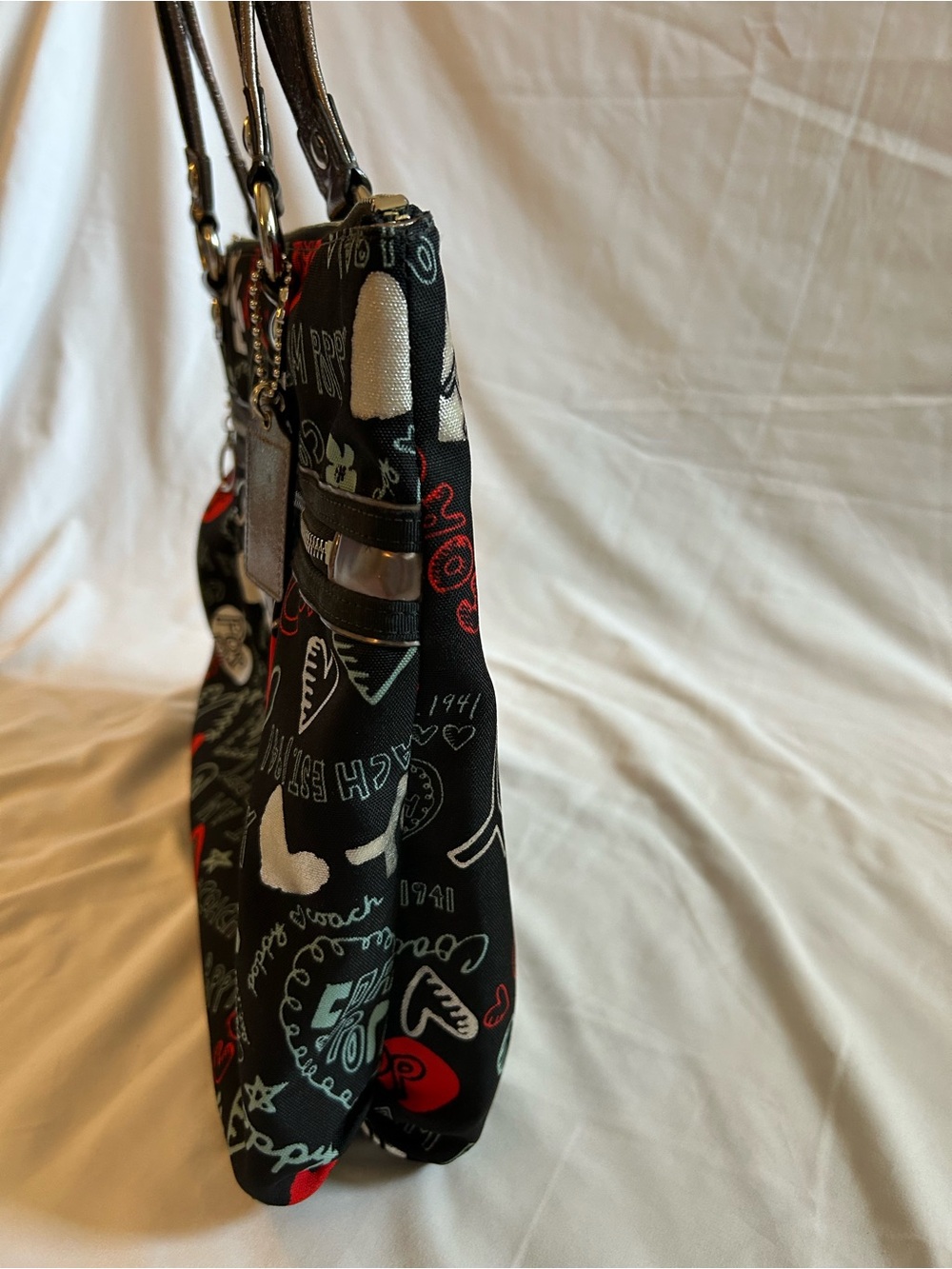 Coach Graffiti Poppy Tote - Picture 7 of 16